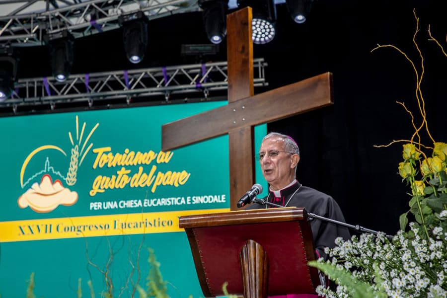 Saluto di S. Ecc. Mons. Antonio Giuseppe Caiazzo