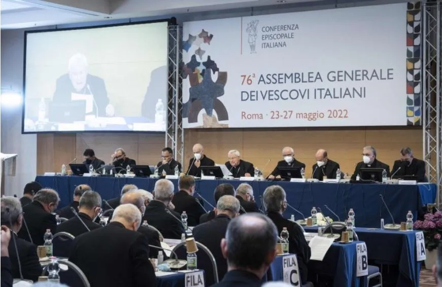 Assemblea generale CEI. S. Ecc. Mons. Caiazzo presenta il programma del XXVII Congresso Eucaristico Nazionale