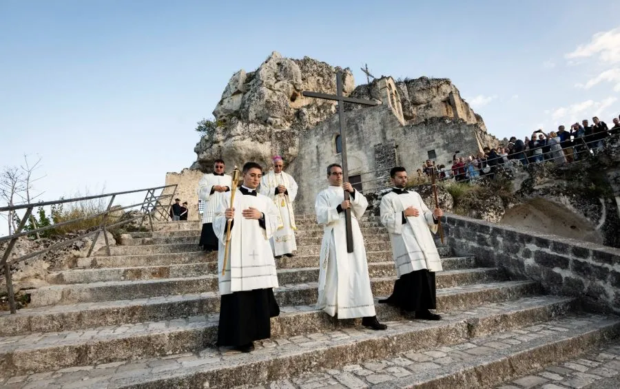 Riflessione di Mons. Erio Castellucci, Vicepresidente della CEI, al termine della Via Lucis Eucaristica