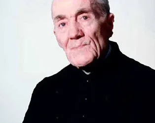 Una targa nel Cimitero vecchio di Matera a ricordo di Don Vito Staffieri