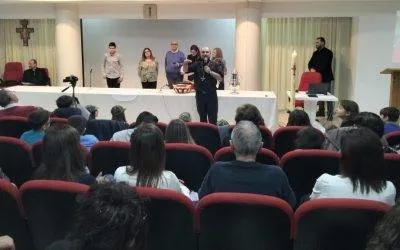 Giubileo dell’Iniziazione Cristiana. Mons. Ambarus nella gremitissima cattedrale di Matera: “Mi sembra questo il vero ingresso in Diocesi”